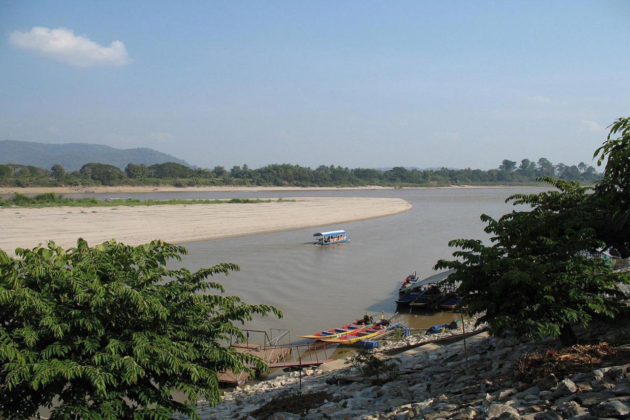 Oyo 359 Golden Nakara Place Chiang Saen Eksteriør billede